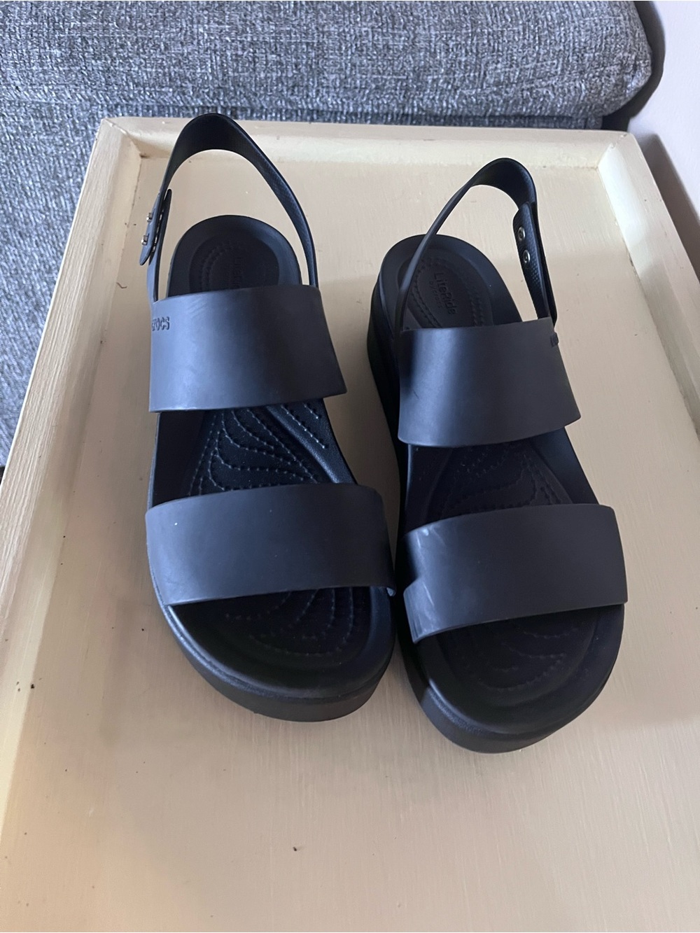 CROCS Black Platform Sandals - Picture 2 of 2